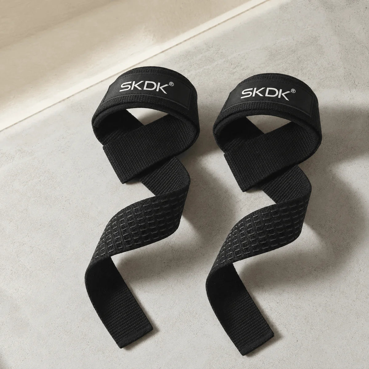 Weightlifting Wrist Straps With Neoprene Padding And Anti Slip Grip